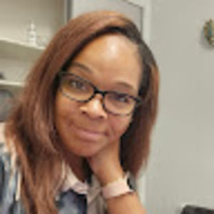 Meet your Posher, Courtney